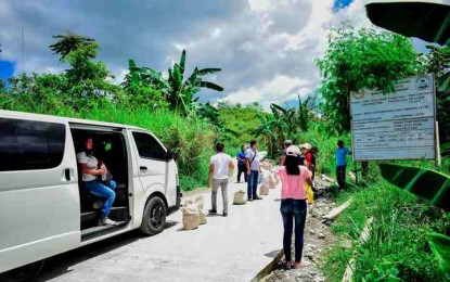 <p><strong>ROAD INSPECTION.</strong> The ongoing road project funded by Department of Interior and Local Government (DILG) in Hindang, Leyte toured by Tacloban-based journalists on Thursday (April 12, 2018). <em>(Photo courtesy of DILG)</em></p>